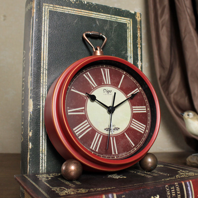 Factory Direct Sales Of New Retro Electronic Alarm Clock Red Creative Clock Ornaments Amazon Best Selling Hot Style Clock