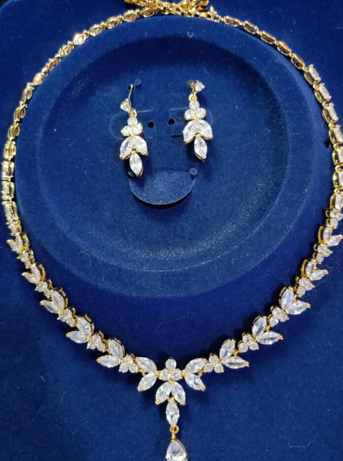 Simple Bridal Set