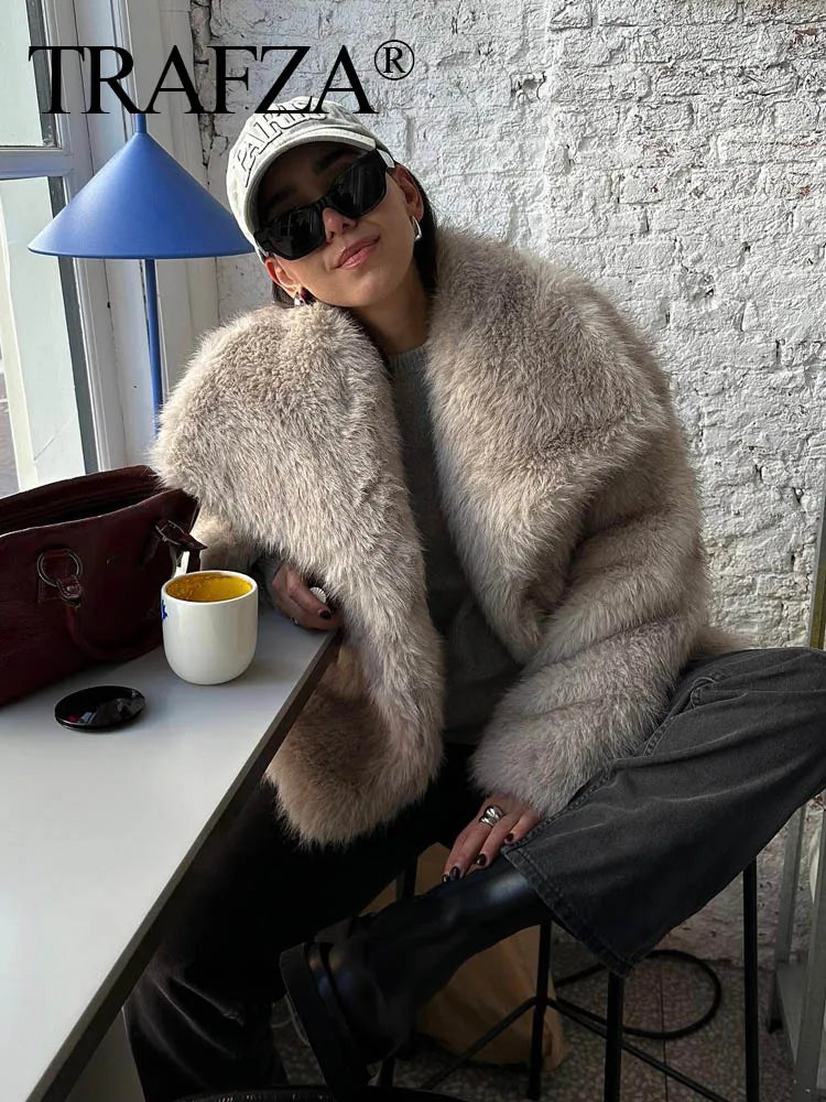TRAFZA Women Fashion Cropped Faux Fur Jacket Coat