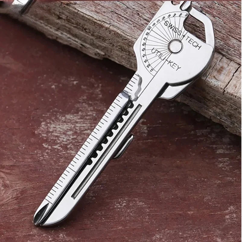 Compact Multi-Tool Keychain – Portable Screwdriver & Bottle Opener