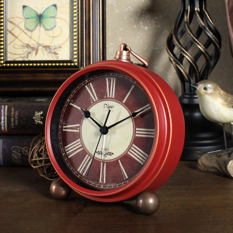 Factory Direct Sales Of New Retro Electronic Alarm Clock Red Creative Clock Ornaments Amazon Best Selling Hot Style Clock