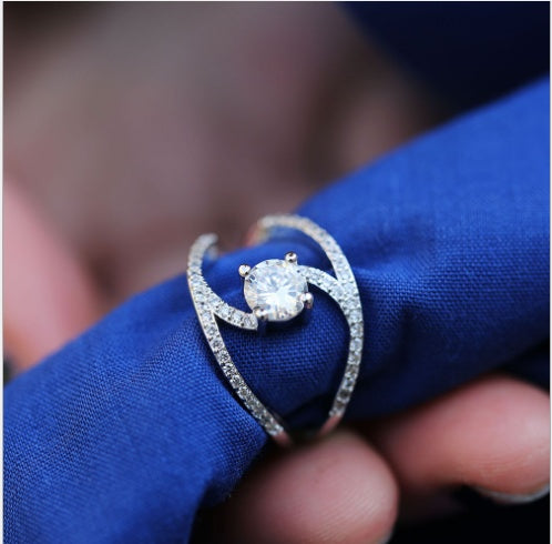 Fashionable Gorgeous Curved Rings Women's Engagement Wedding Rings